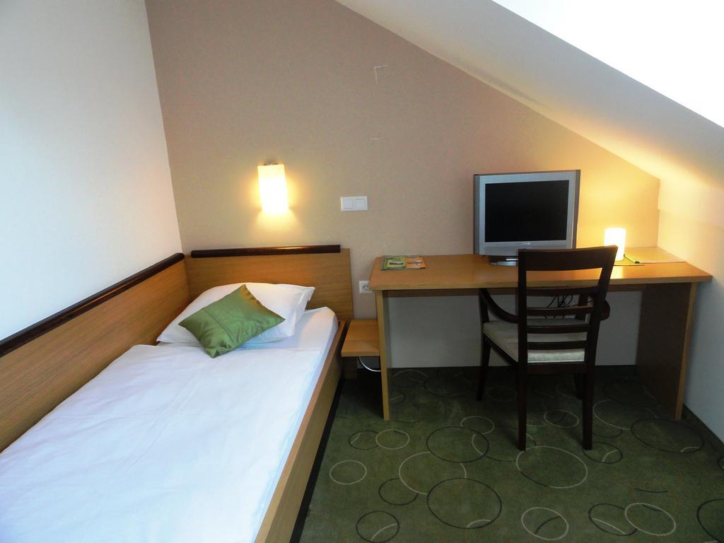 Hotel Bela Krajina Metlika Camera foto